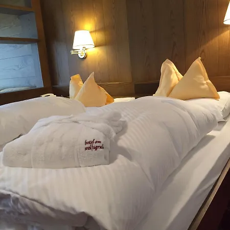 Hotel Am Wolfgrubenersee