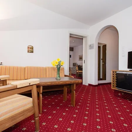 Hotel Am Wolfgrubenersee 3*